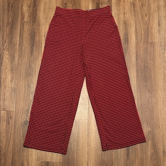 Jules & Leopold Pants - NWT Jules & Leopold Flattering Red Houndstooth Women’s Pants Culottes S Small